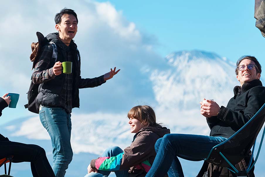 Visit the Fuji Five Lakes region (富士五湖)