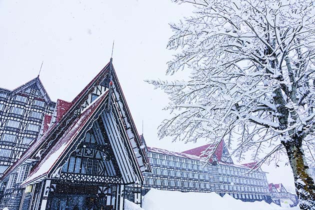 Enjoy themed fun at Joetsu Kokusai Ski Resort