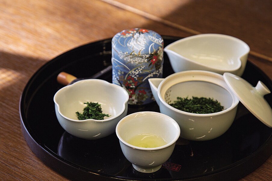 ทาคุมิ โนะ ยากาตะ