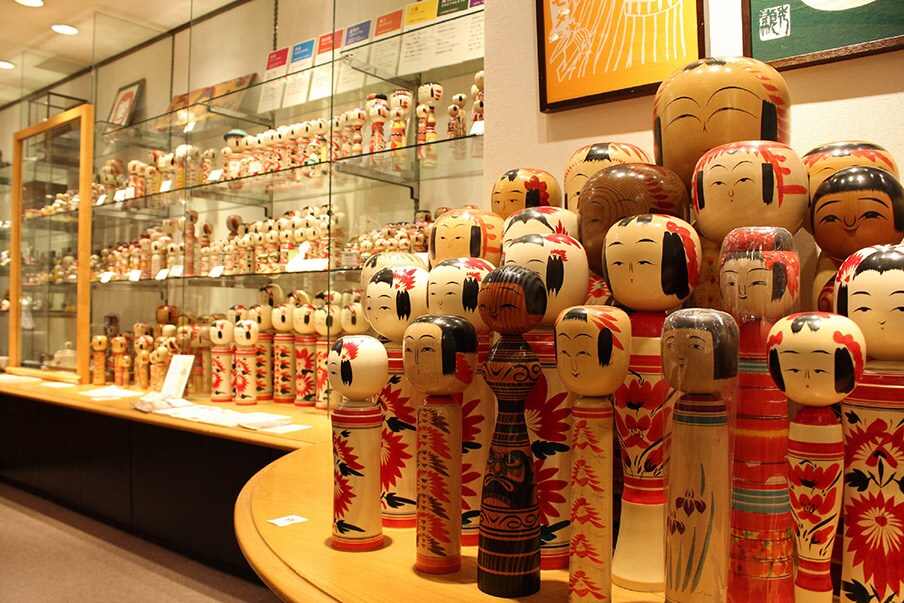 ร้าน Kokeshi no Shimanuki